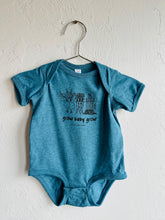 Load image into Gallery viewer, 'Grow Baby Grow' baby onesie