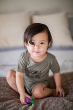 Load image into Gallery viewer, 'Grow Baby Grow' baby onesie